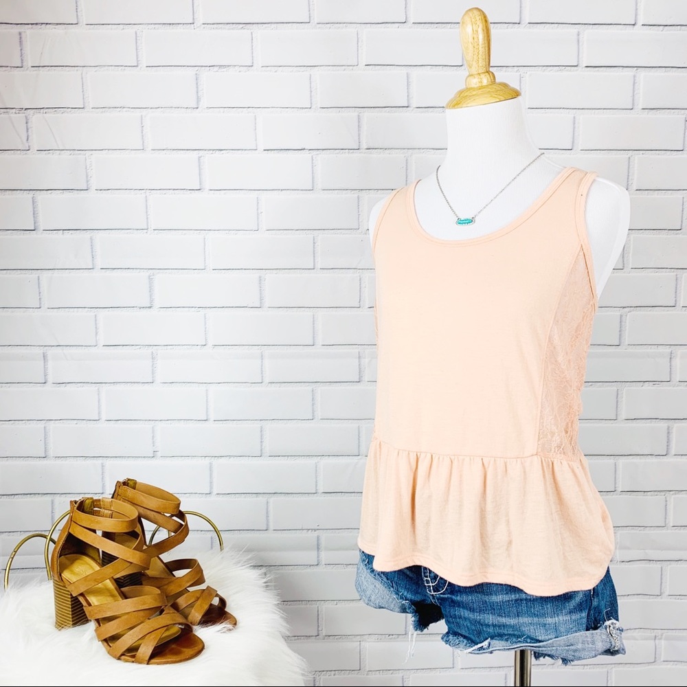 American Eagle Peachy Pink Peplum w Lace Tanktop